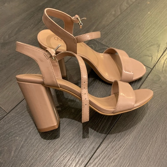 Abound sandals - Picture 4 of 4